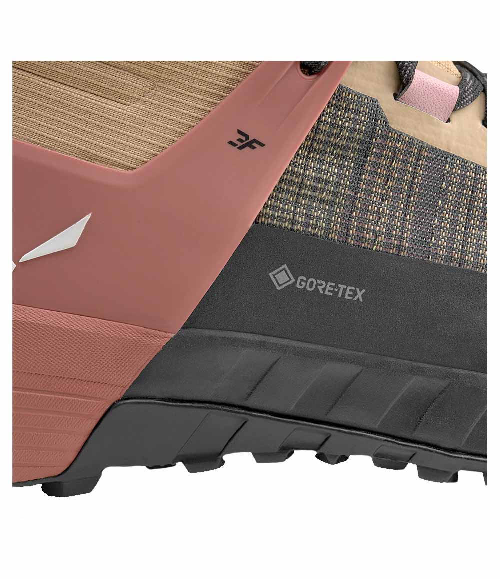 W Wildfire NXT Mid GTX