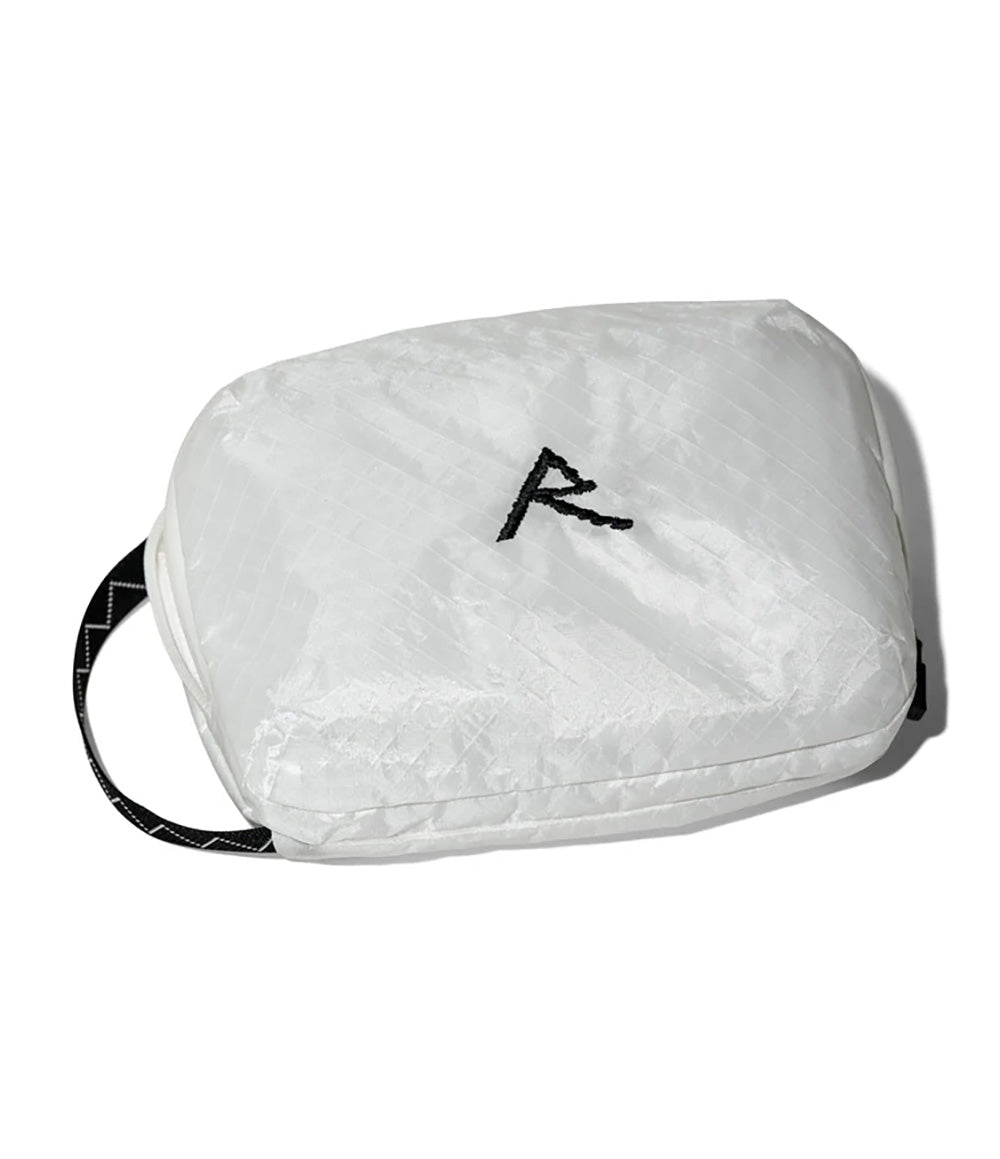 FAR Clamshell