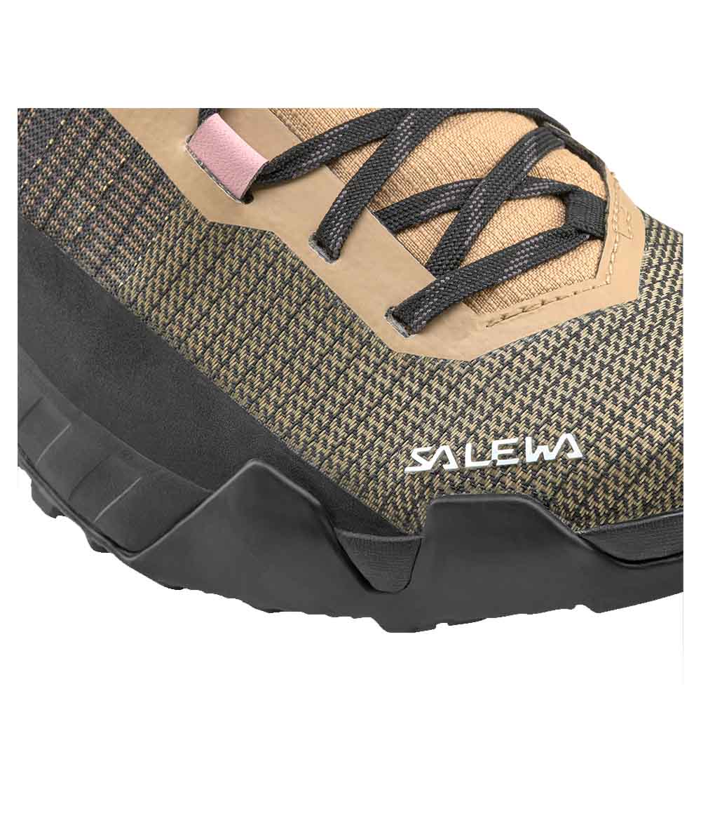 W Wildfire NXT Mid GTX