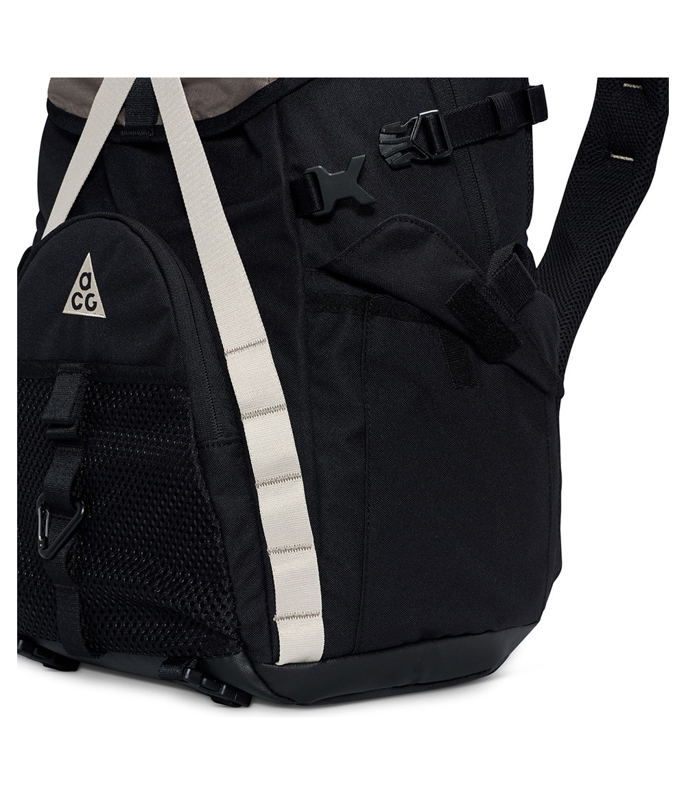 Daymax Backpack